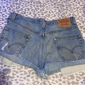 Women’s Levi shorts